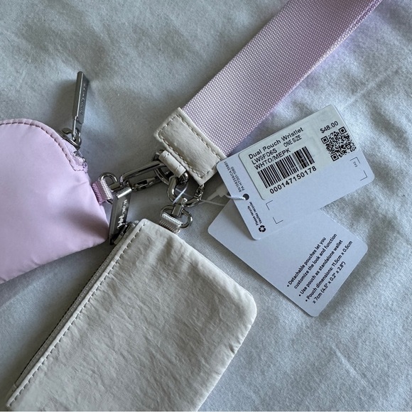 60-61🆕 Lululemon Dual Pouch Wristlet - White Opal / Meadowsweet Pink - Picture 4 of 5